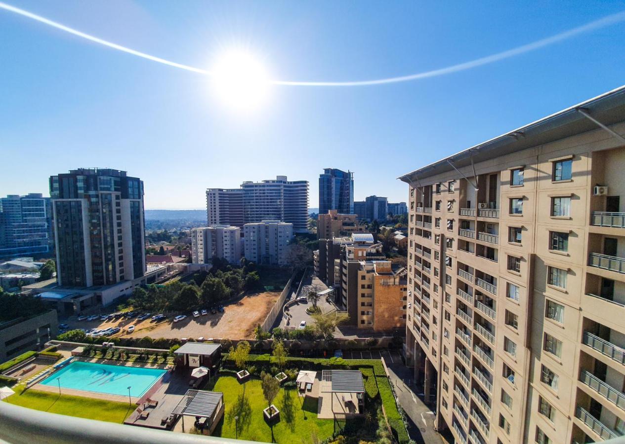 Westpoint Sandton Skyline Apartment Johannesburg Dış mekan fotoğraf